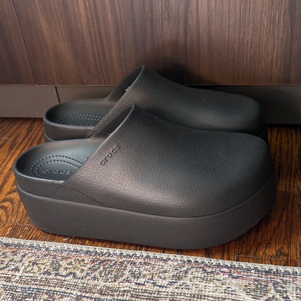 CROCS Black Platform Slip-On Clogs